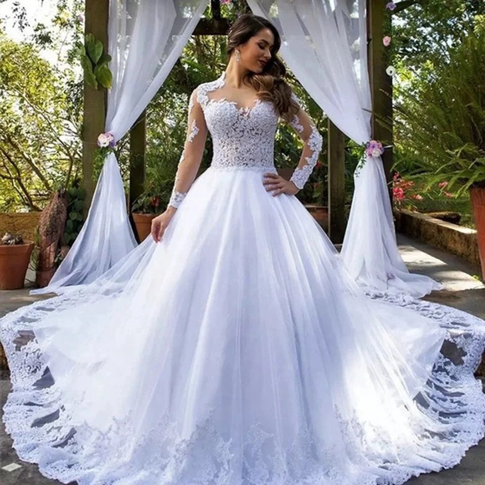 White/Ivory Women Long Train Wedding Dress Lace Appliques Illusion