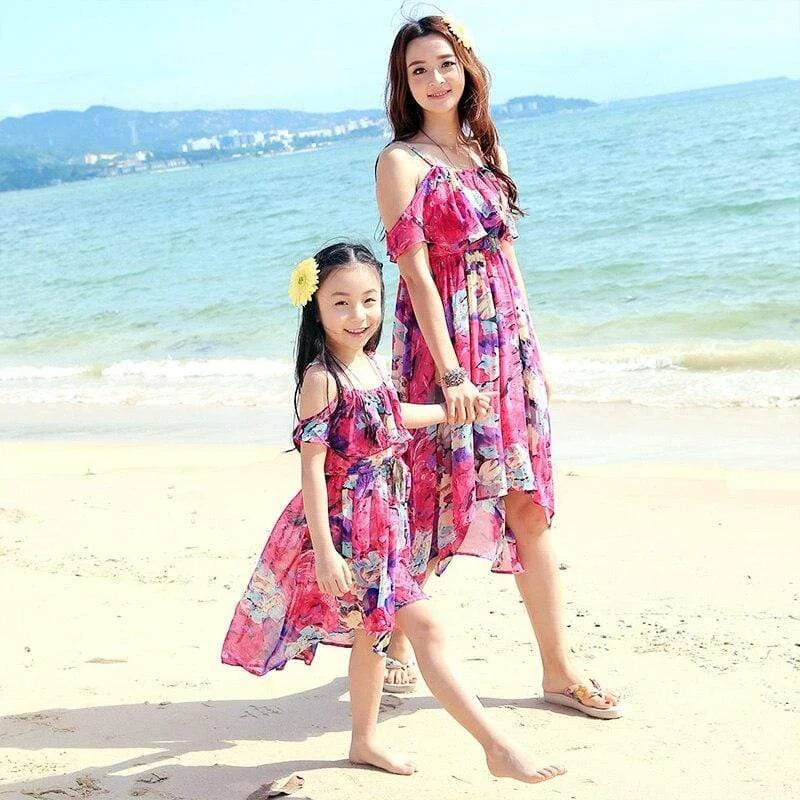 Summer Family Matching Outfits Mother Daughter Beach Floral Dresses